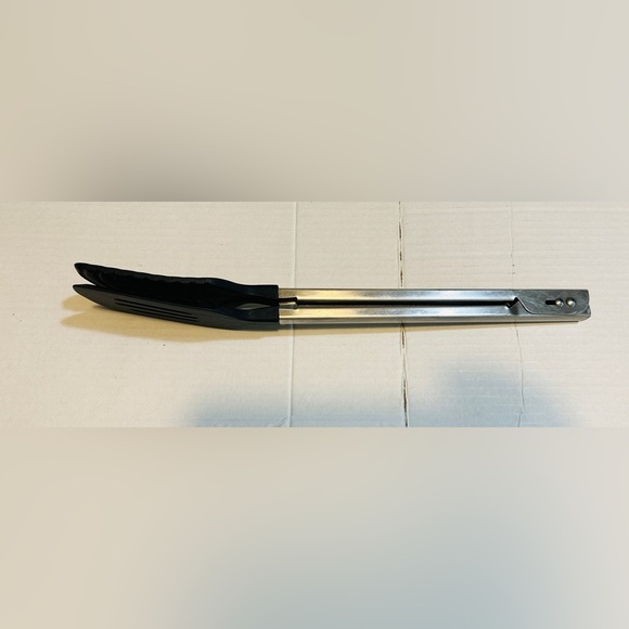 Pampered Chef spatula tongs. New condition. - Picture 2 of 6